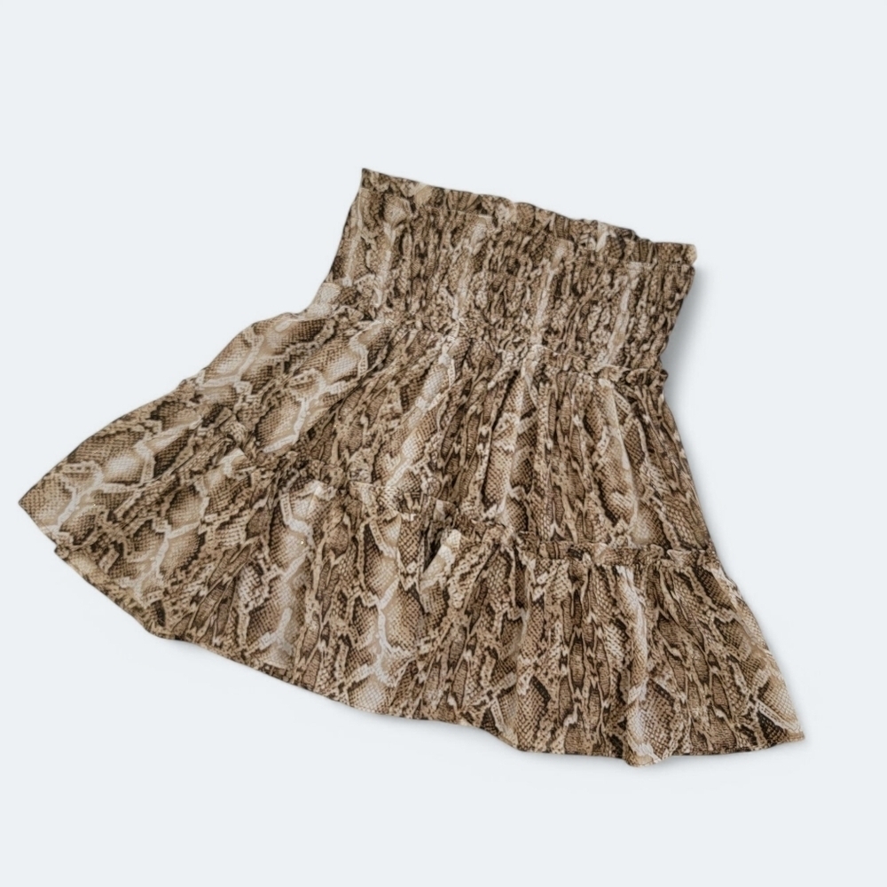 Pants Store Snake Print Skirt Tiered Ruffle Skirt Size Small Metallic threads